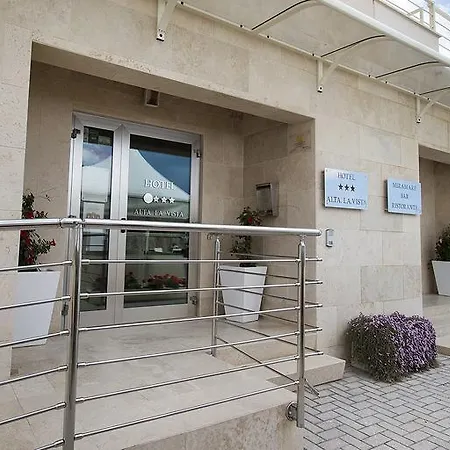 Alta La Vista 3* מרינה די קסטנייטו קרדוצ'י