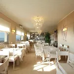 阿尔塔拉维斯塔酒店